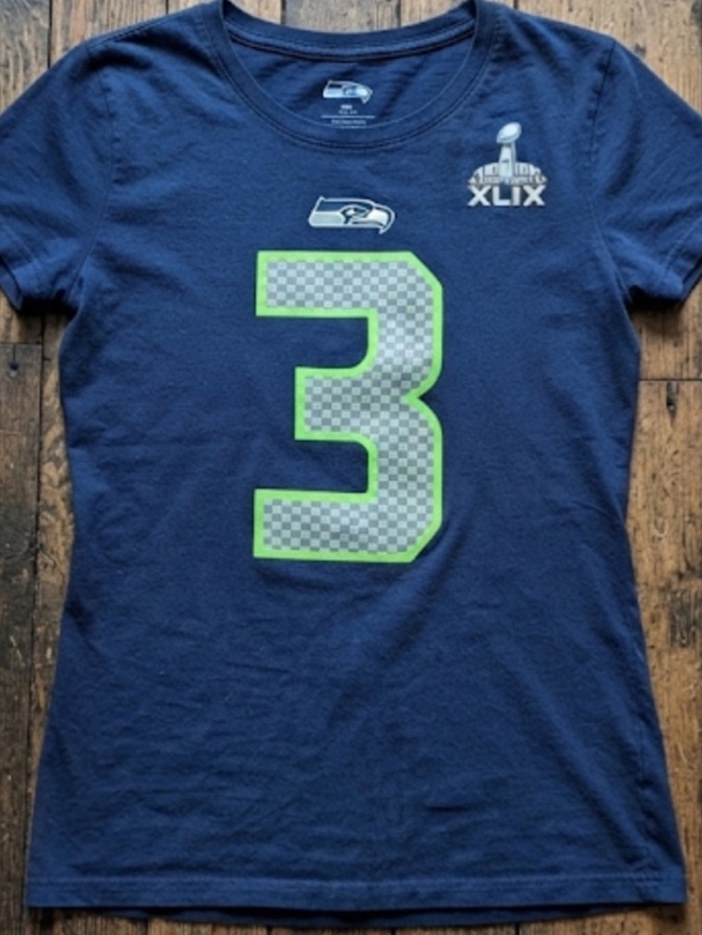 Seattle Seahawks shirt women’s size XS